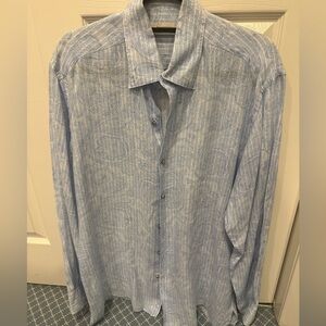 ZEGNA: 100% Linen- Men’s Light Blue Woven Button Down Shirt. Perfect condition.